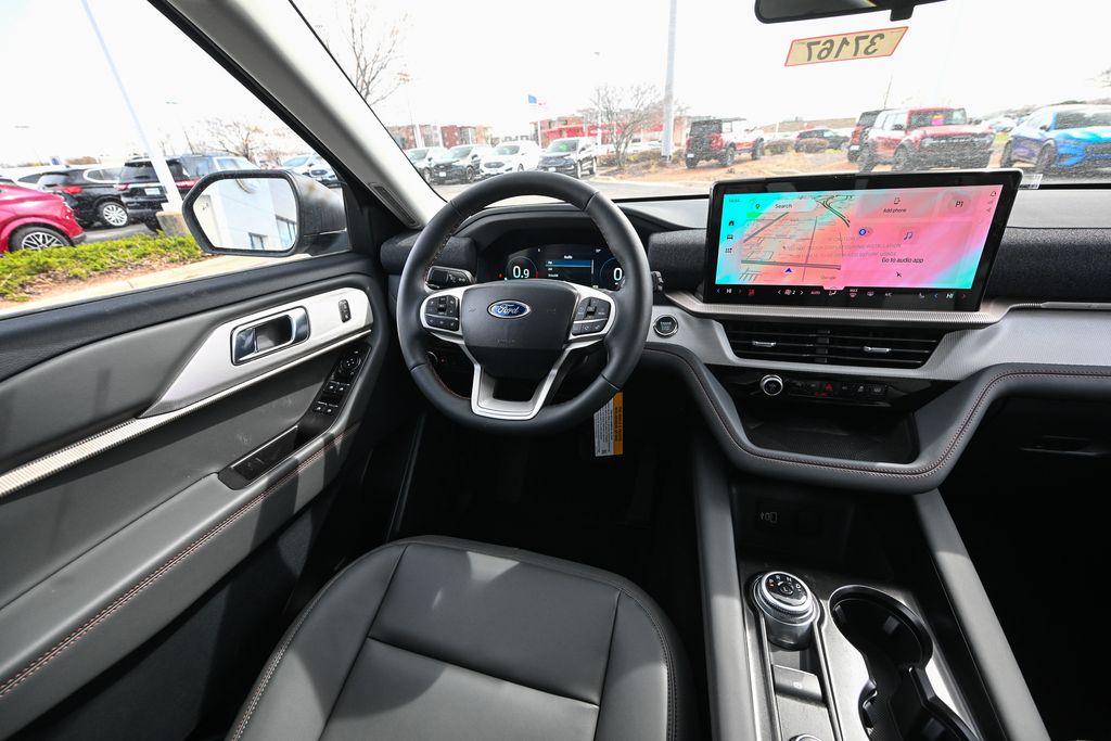 New 2026 Ford Explorer - photo 32
