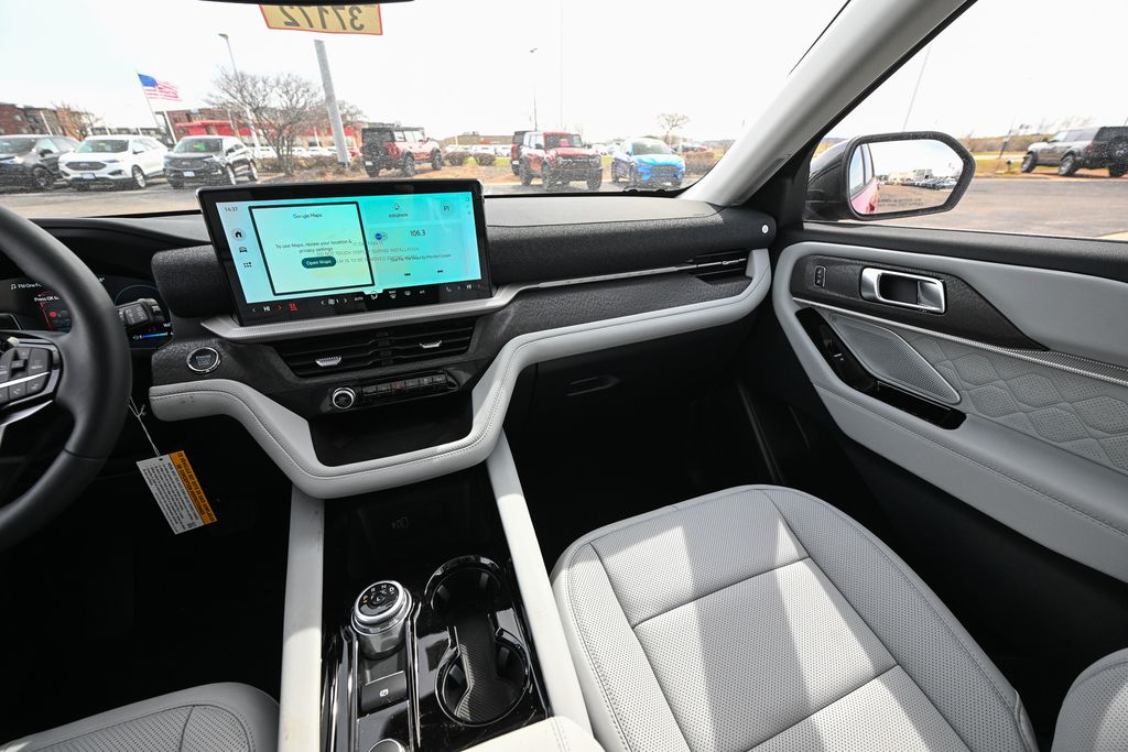 New 2026 Ford Explorer - photo 33
