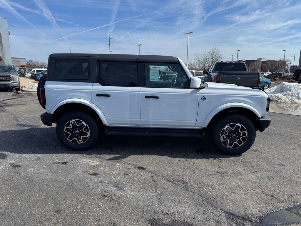 New 2026 Ford Bronco - photo 2