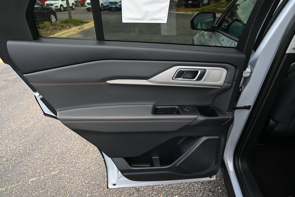 New 2026 Ford Explorer - photo 23