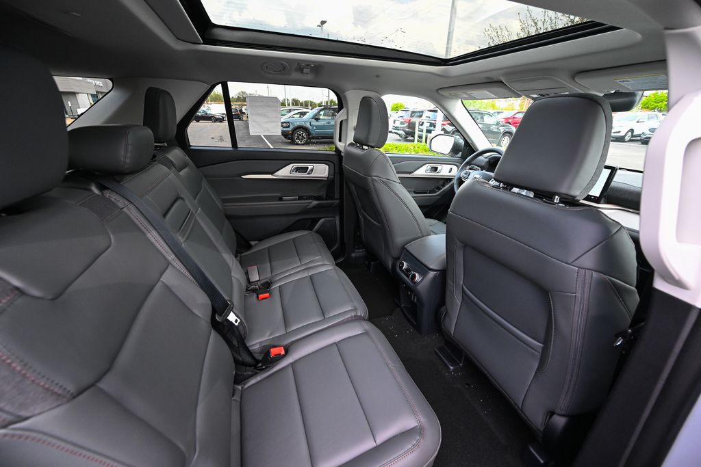 New 2026 Ford Explorer - photo 26
