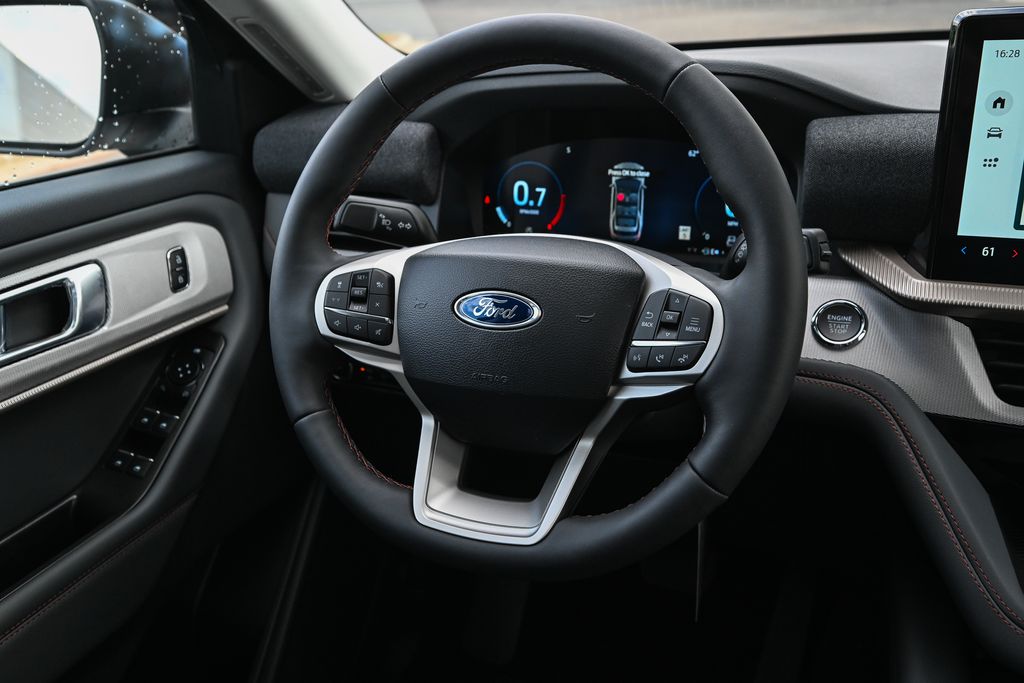 New 2026 Ford Explorer - photo 30