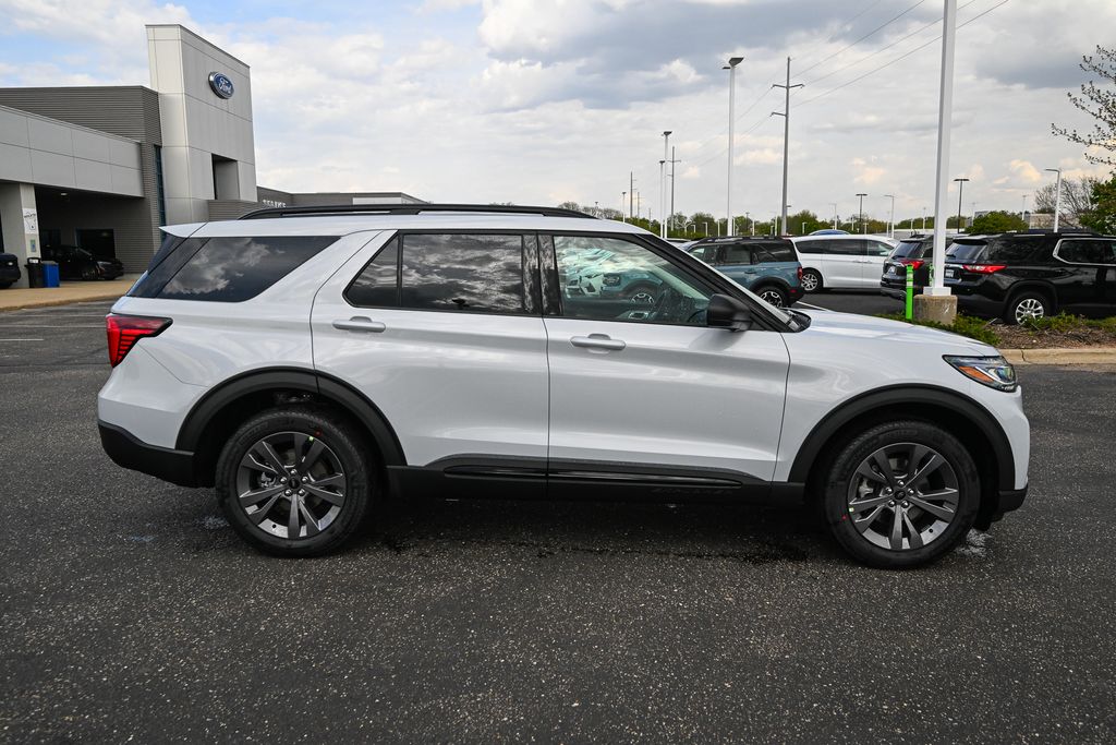 New 2026 Ford Explorer - photo 7