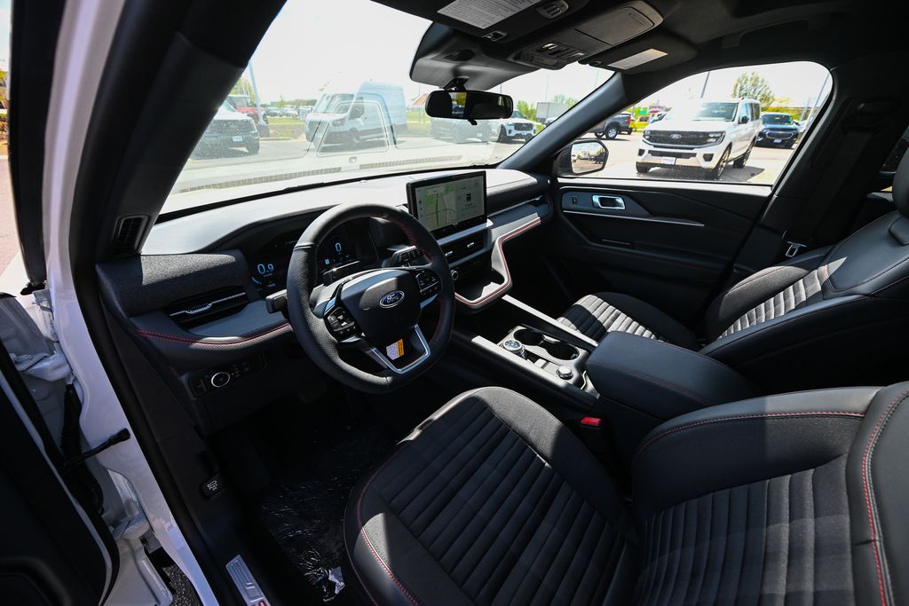 New 2026 Ford Explorer - photo 17