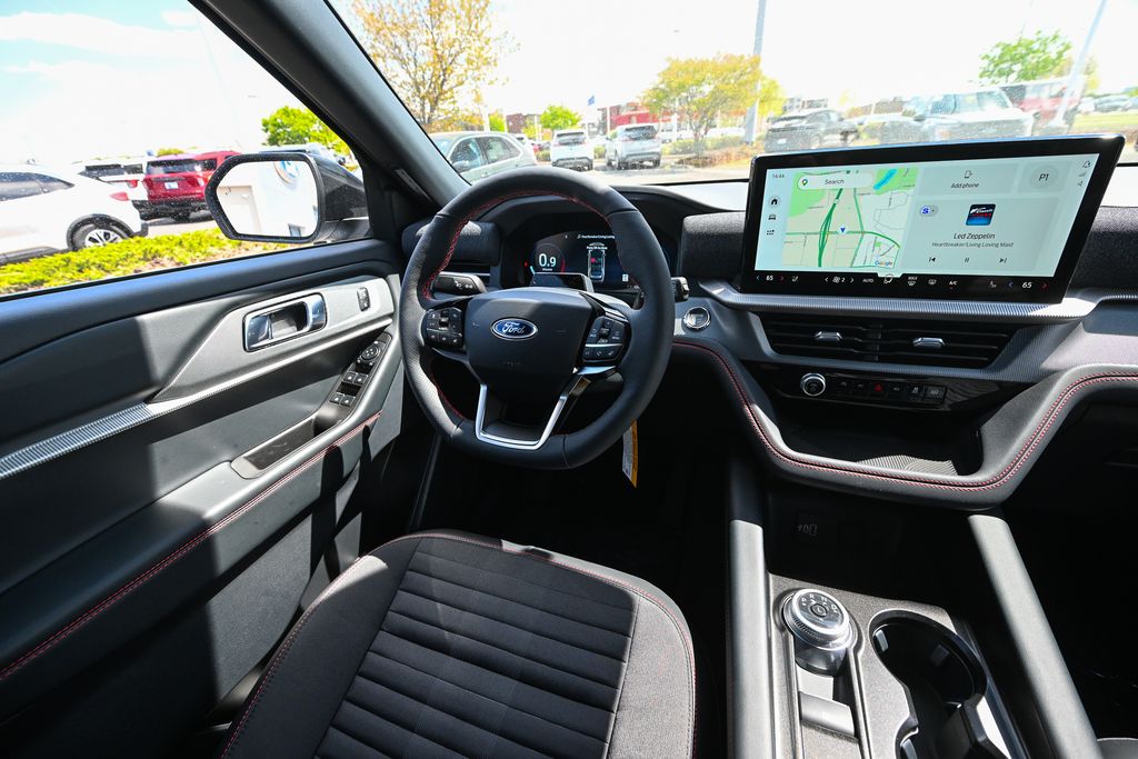New 2026 Ford Explorer - photo 32