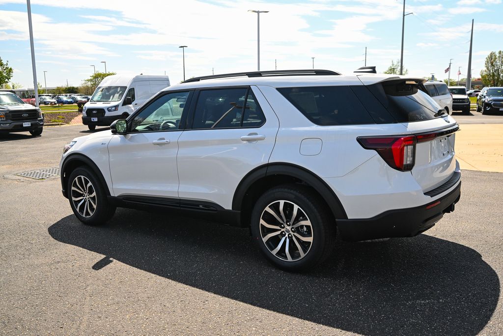 New 2026 Ford Explorer - photo 9