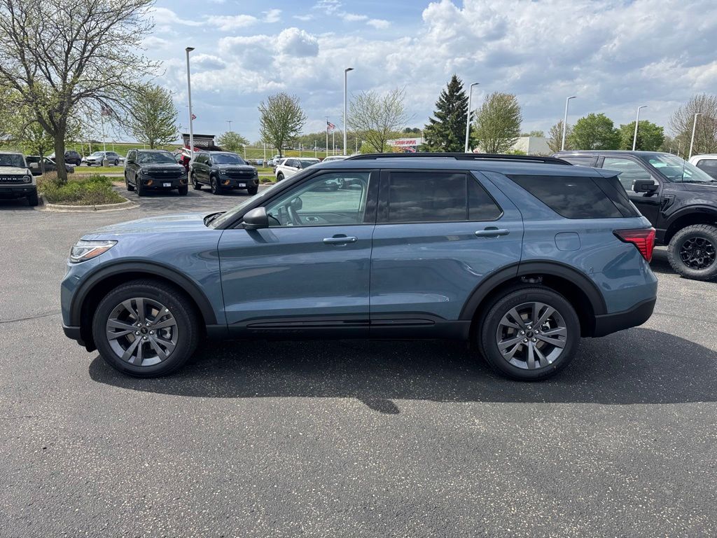 New 2026 Ford Explorer - photo 8