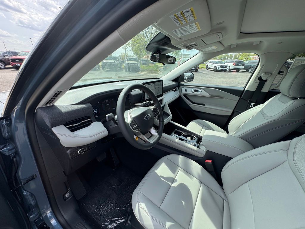 New 2026 Ford Explorer - photo 10
