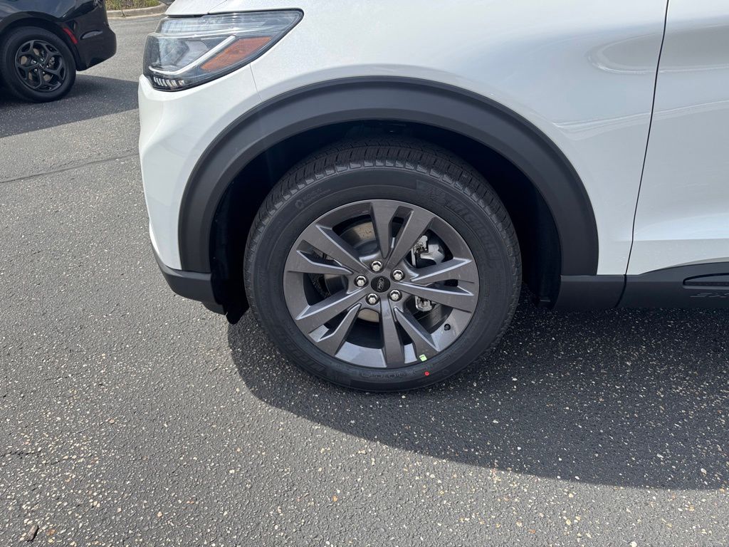 New 2026 Ford Explorer - photo 11