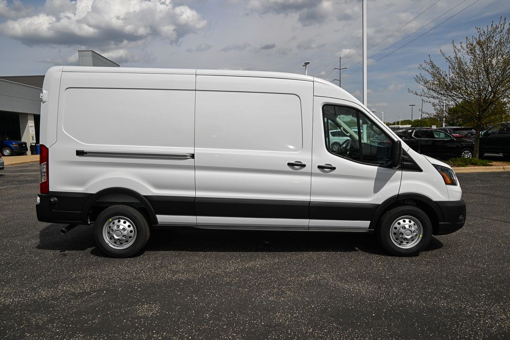 New 2026 Ford Transit 250 - photo 3