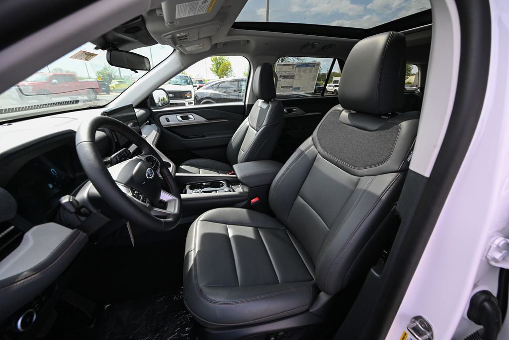 New 2026 Ford Explorer - photo 19