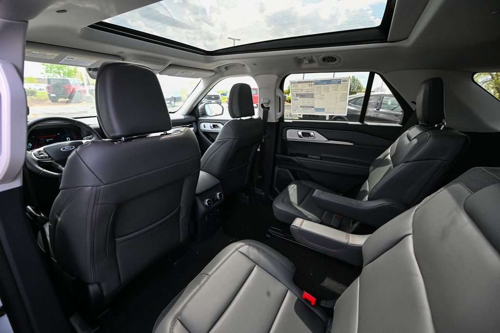 New 2026 Ford Explorer - photo 21