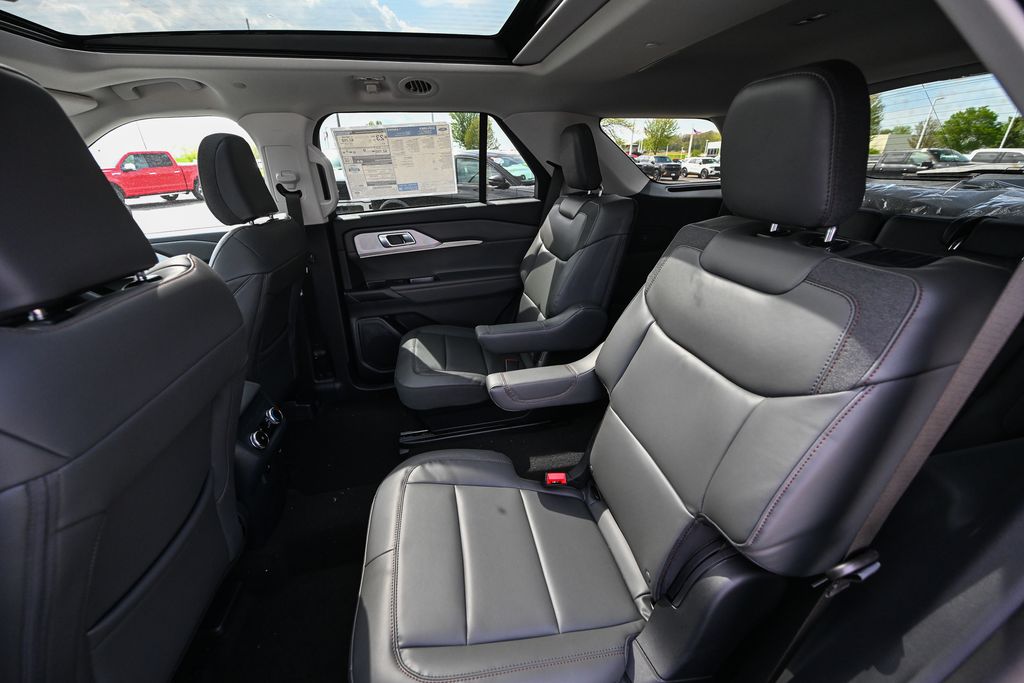 New 2026 Ford Explorer - photo 22