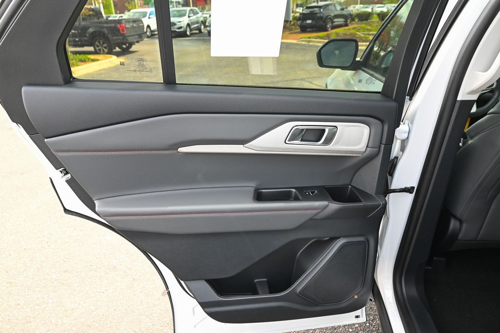 New 2026 Ford Explorer - photo 24