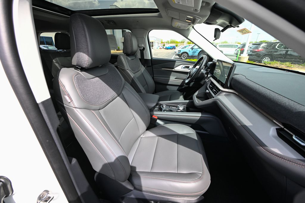 New 2026 Ford Explorer - photo 26