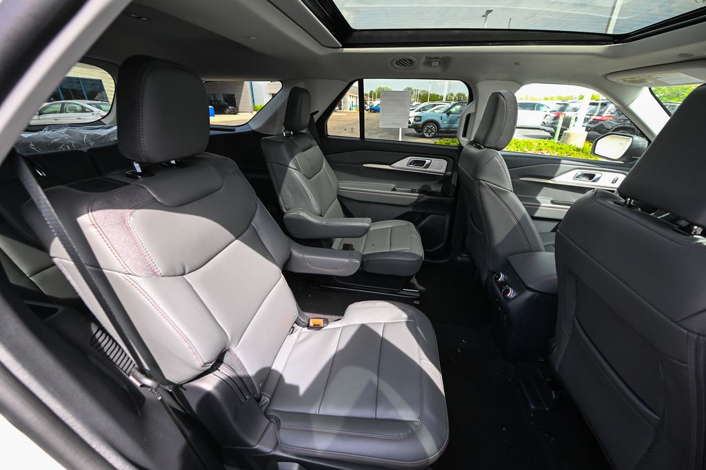 New 2026 Ford Explorer - photo 28