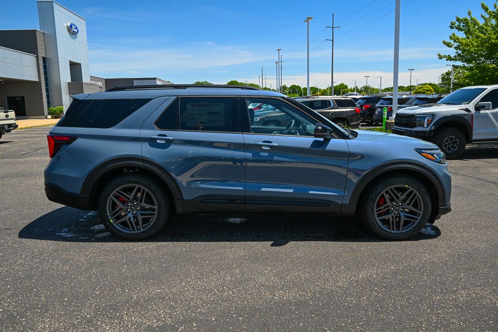 New 2026 Ford Explorer - photo 6