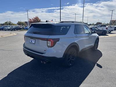 2027 Ford Explorer 4WD SUV for sale #37613 - photo 2
