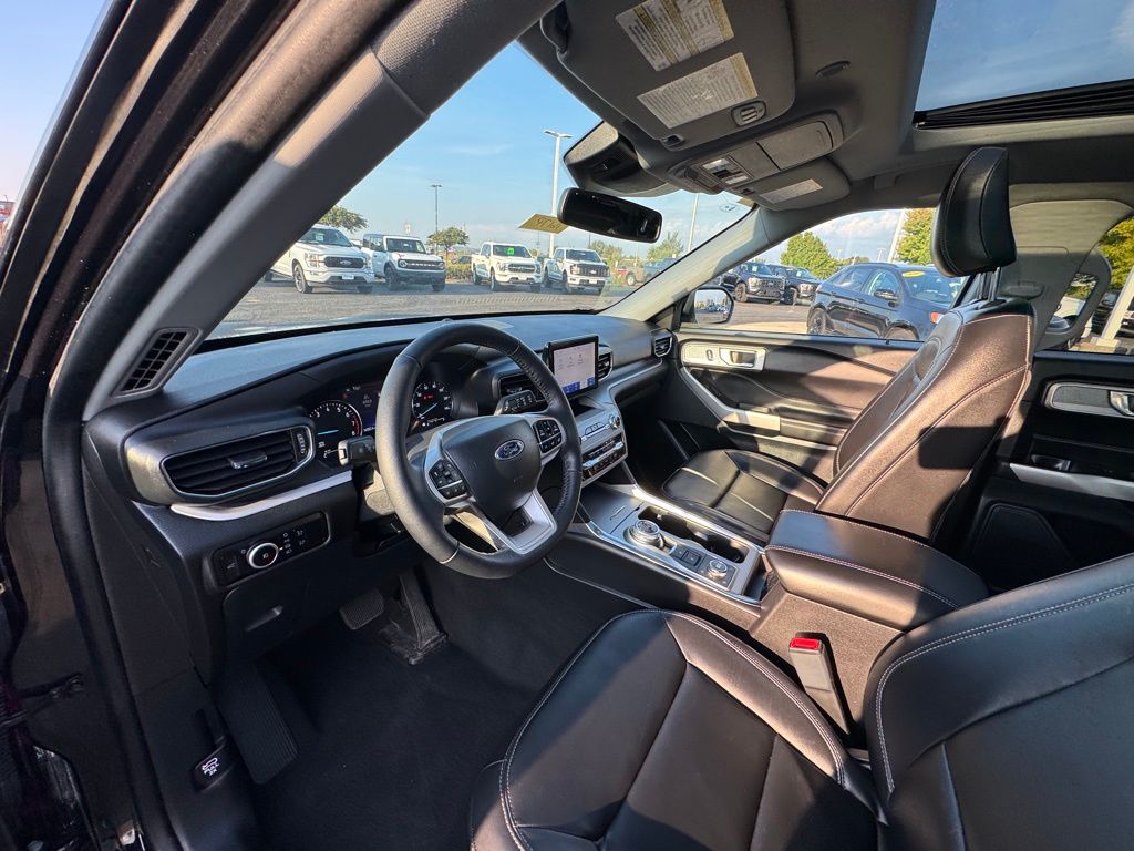 Used 2023 Ford Explorer - photo 14