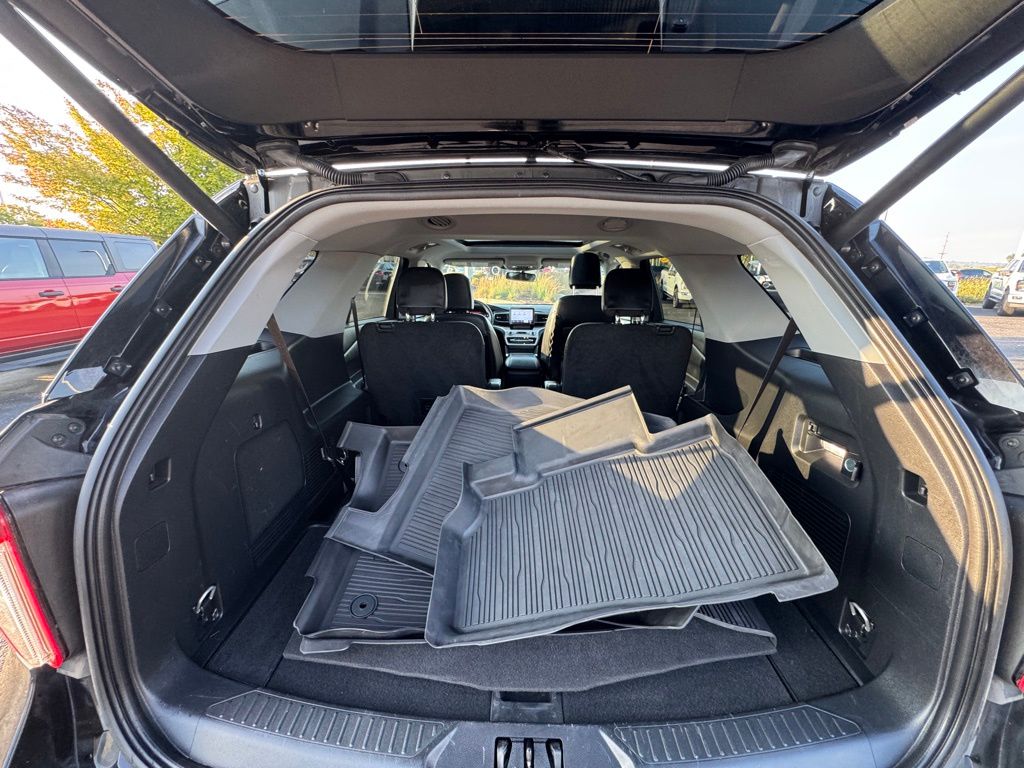 Used 2023 Ford Explorer - photo 16