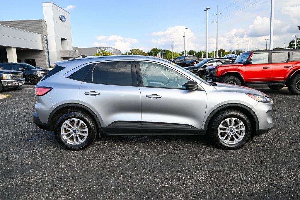 Used 2022 Ford Escape - photo 5