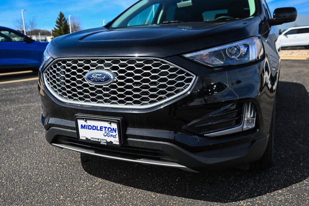 Used 2024 Ford Edge - photo 11
