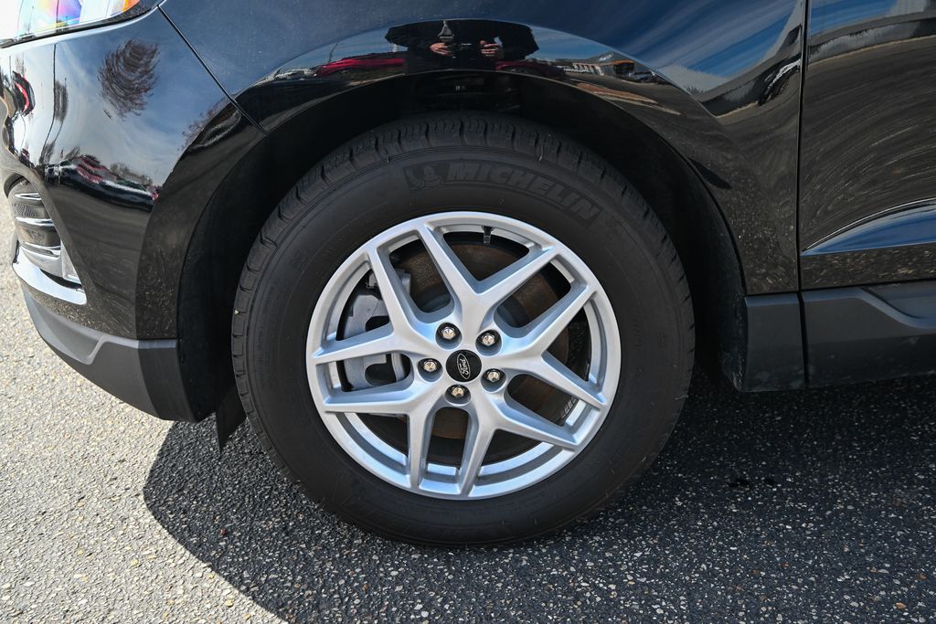 Used 2024 Ford Edge - photo 12