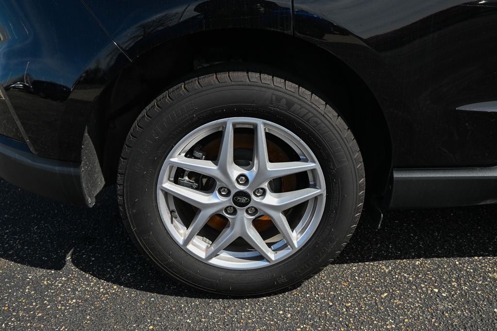 Used 2024 Ford Edge - photo 14