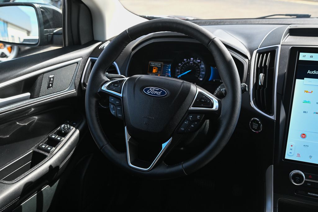 Used 2024 Ford Edge - photo 32