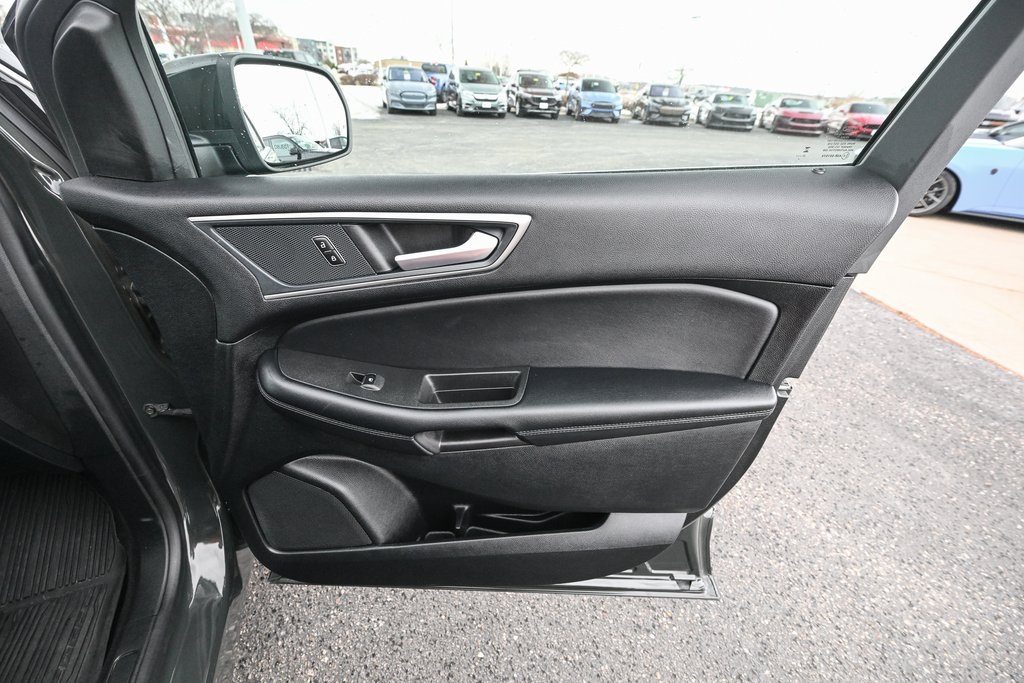 Used 2024 Ford Edge - photo 24