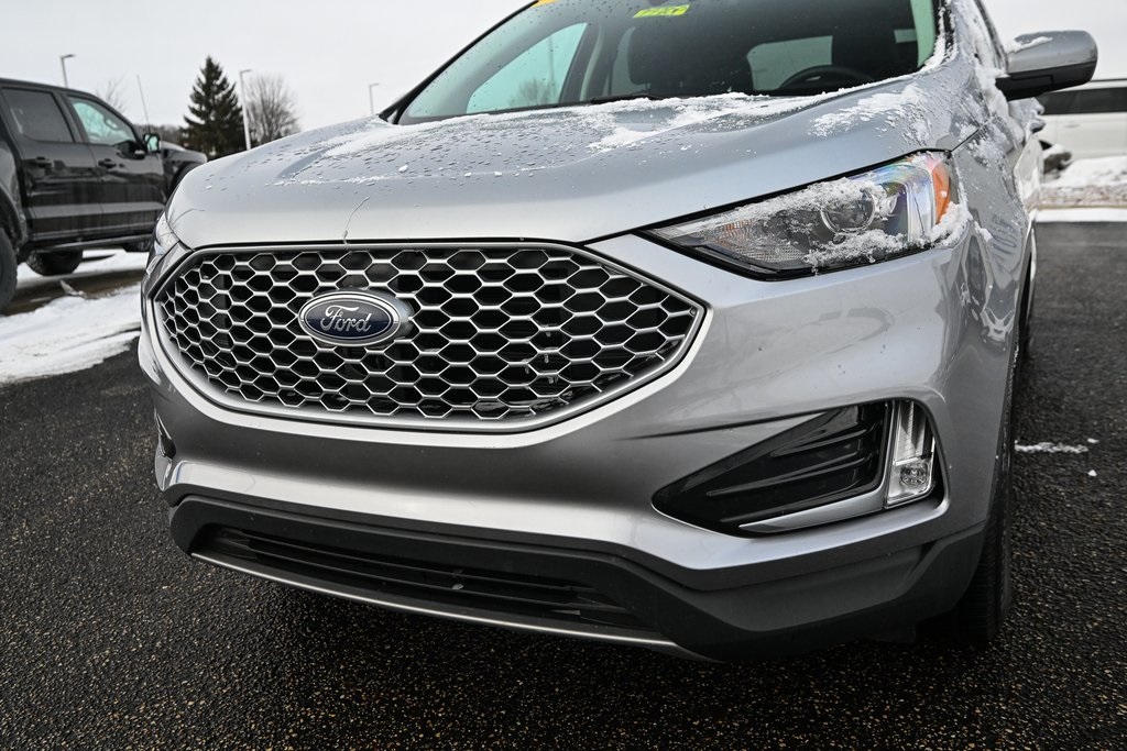 Used 2024 Ford Edge - photo 12