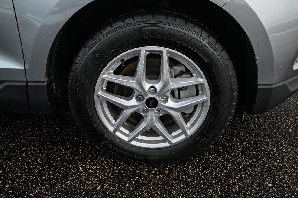 Used 2024 Ford Edge - photo 16
