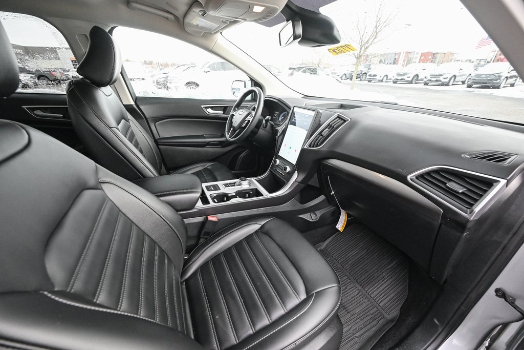 Used 2024 Ford Edge - photo 26