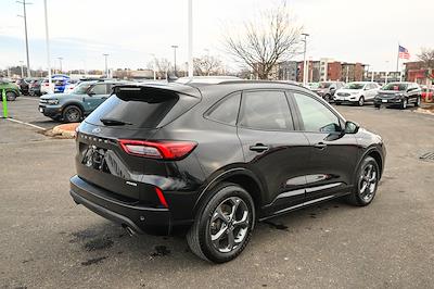 Used 2023 Ford Escape - photo 1