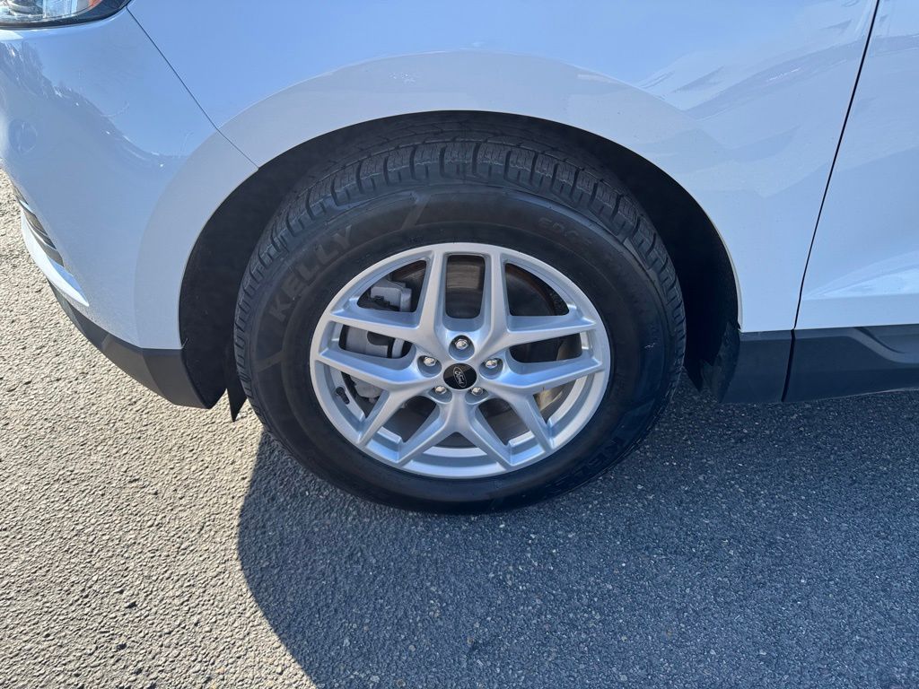 Used 2024 Ford Edge - photo 13