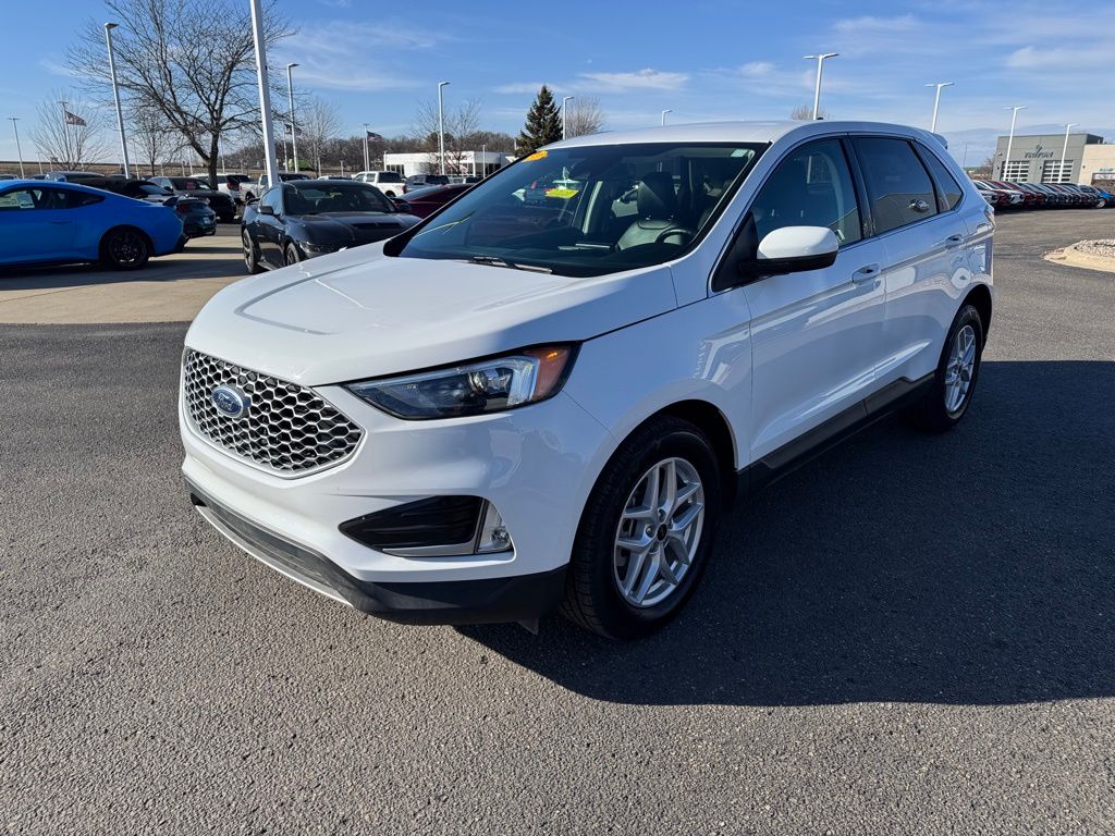 Used 2024 Ford Edge - photo 9