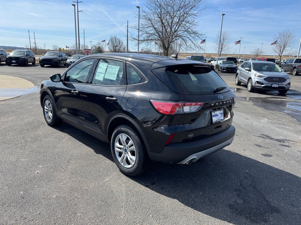Used 2022 Ford Escape - photo 5