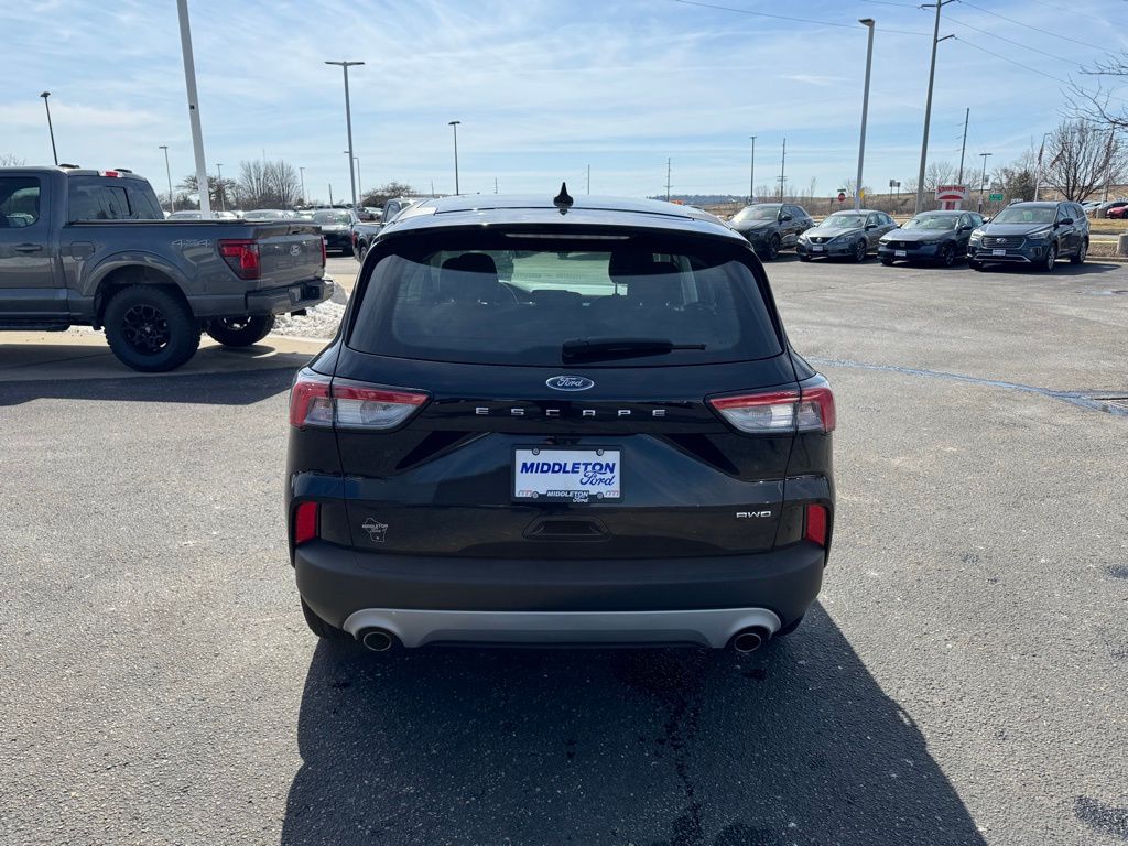 Used 2022 Ford Escape - photo 6