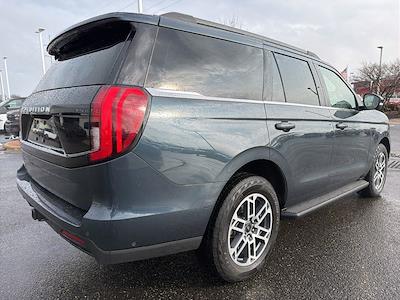 Used 2025 Ford Expedition - photo 1