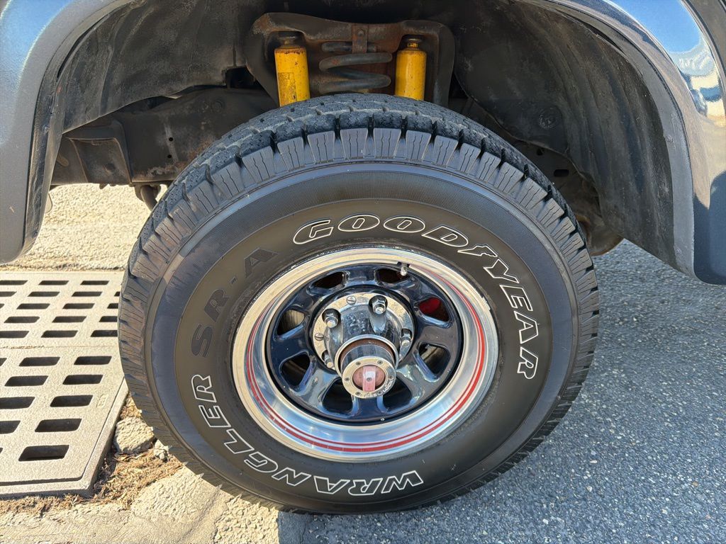 Used 2012 Ford Bronco - photo 17