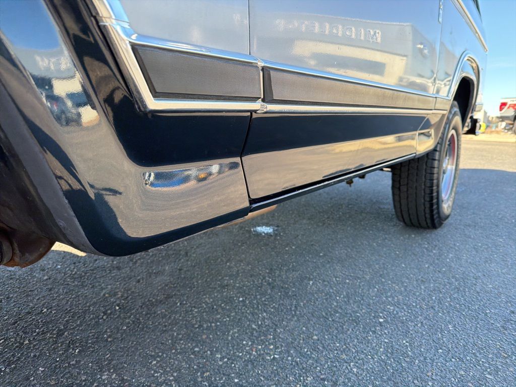 Used 2012 Ford Bronco - photo 19
