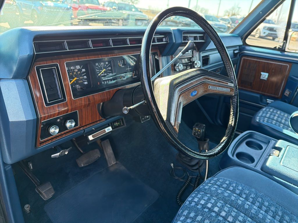 Used 2012 Ford Bronco - photo 25