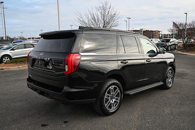 Used 2025 Ford Expedition - photo 1