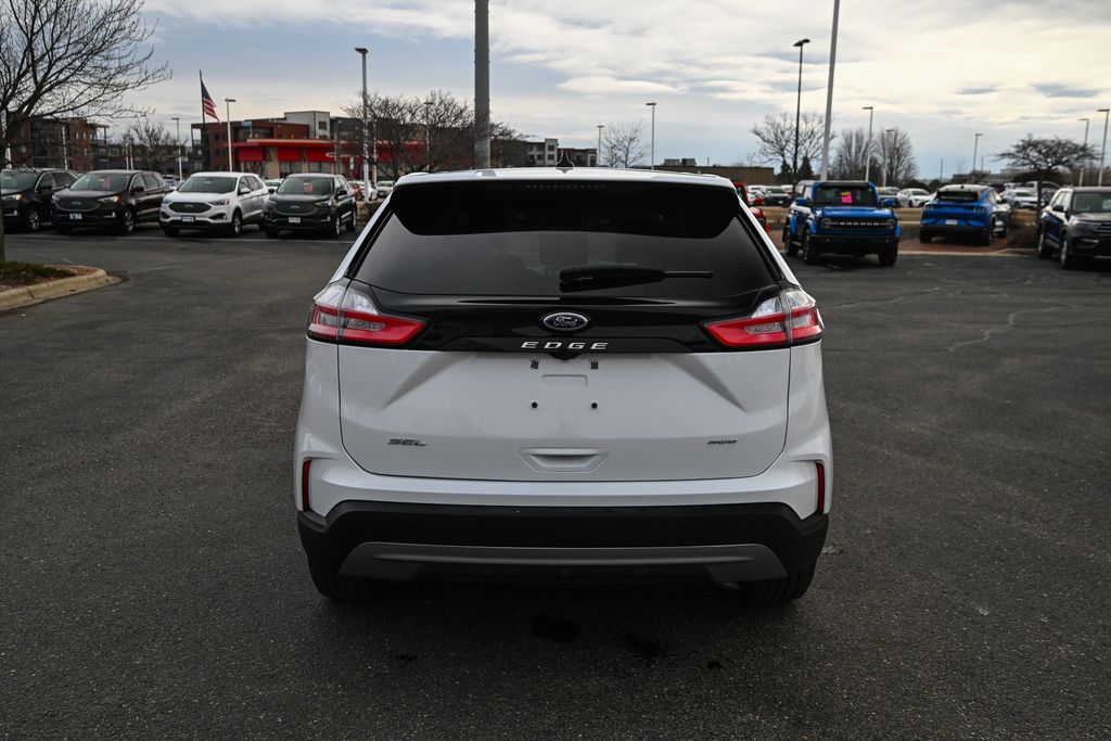 Used 2024 Ford Edge - photo 5