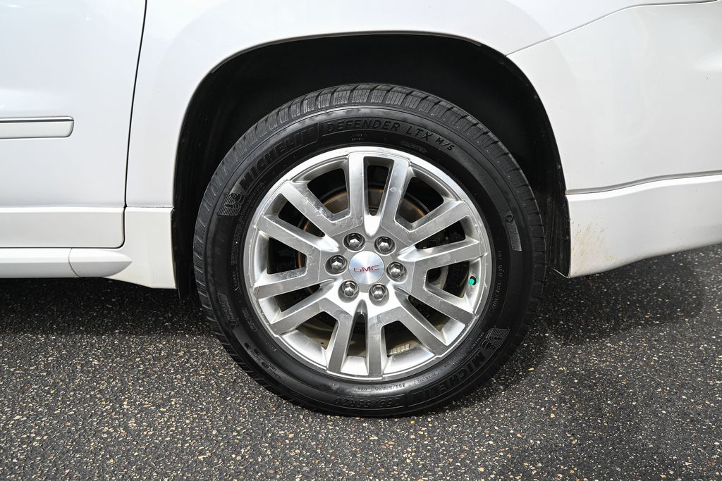 Used 2016 GMC Acadia - photo 13