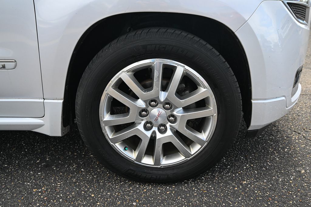Used 2016 GMC Acadia - photo 15