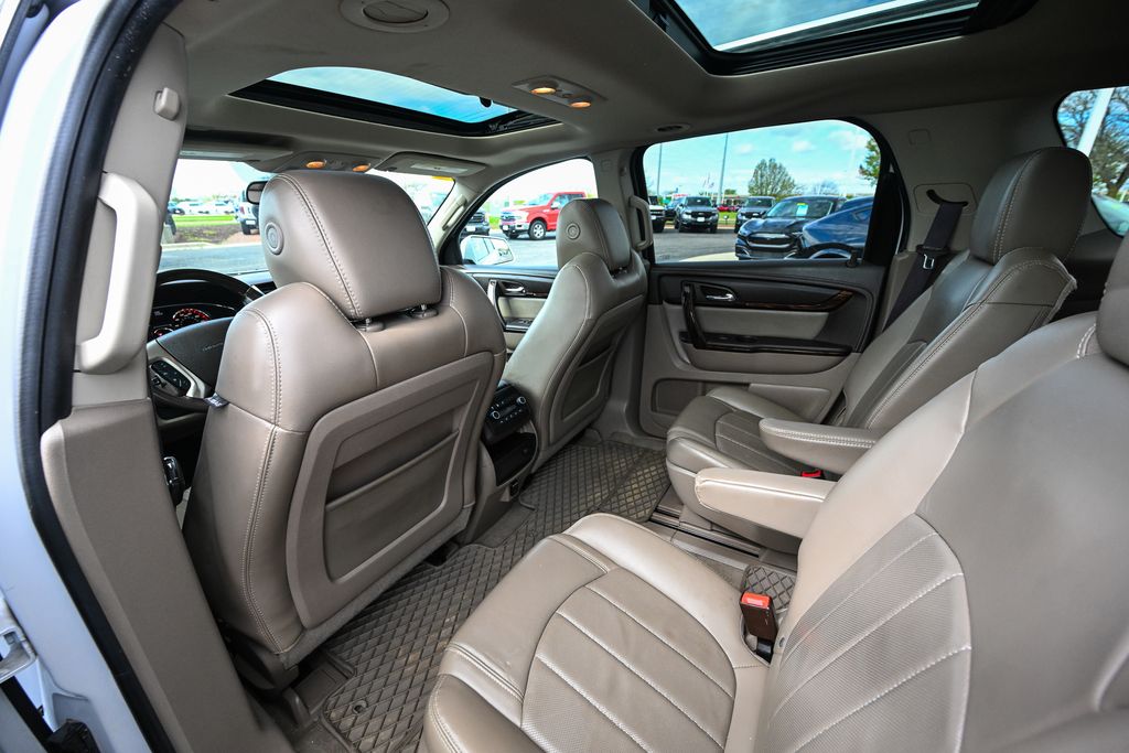 Used 2016 GMC Acadia - photo 22
