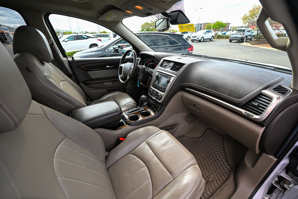 Used 2016 GMC Acadia - photo 25