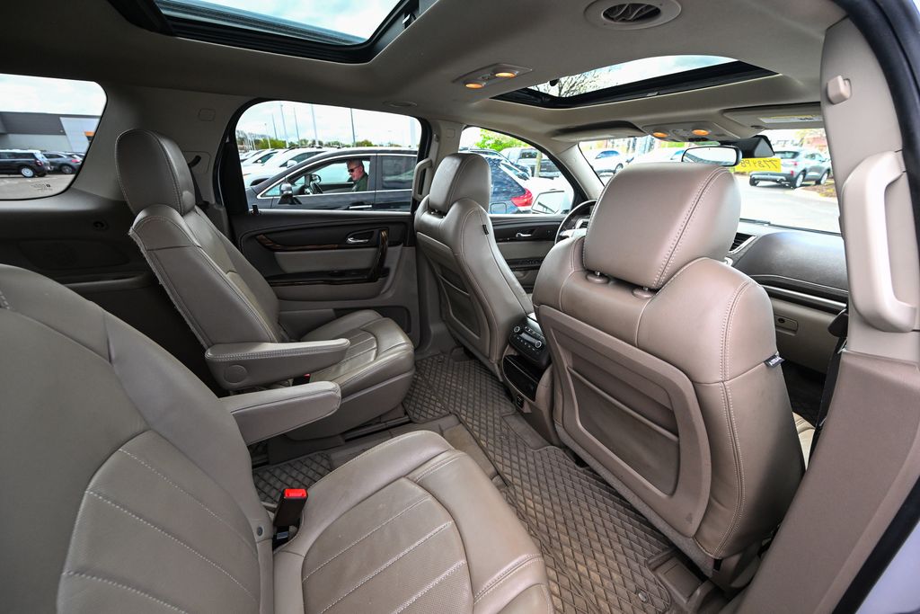 Used 2016 GMC Acadia - photo 28