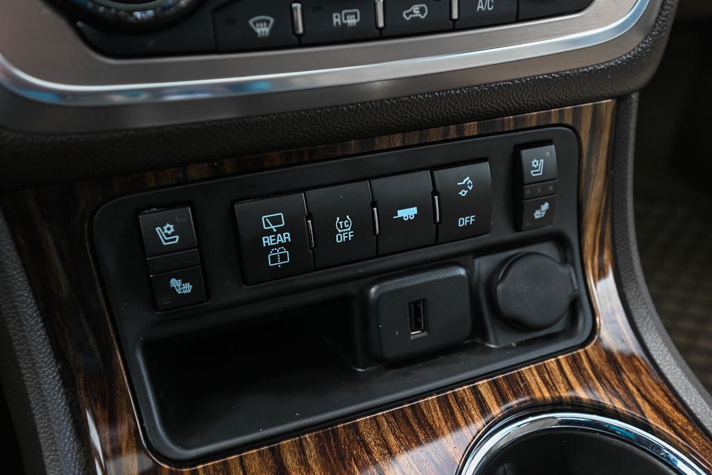 Used 2016 GMC Acadia - photo 37